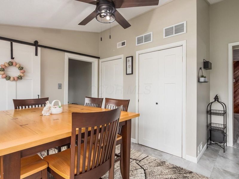 10021 W Triadelphia Road NW, Crooksville, OH 43731 Photo 9