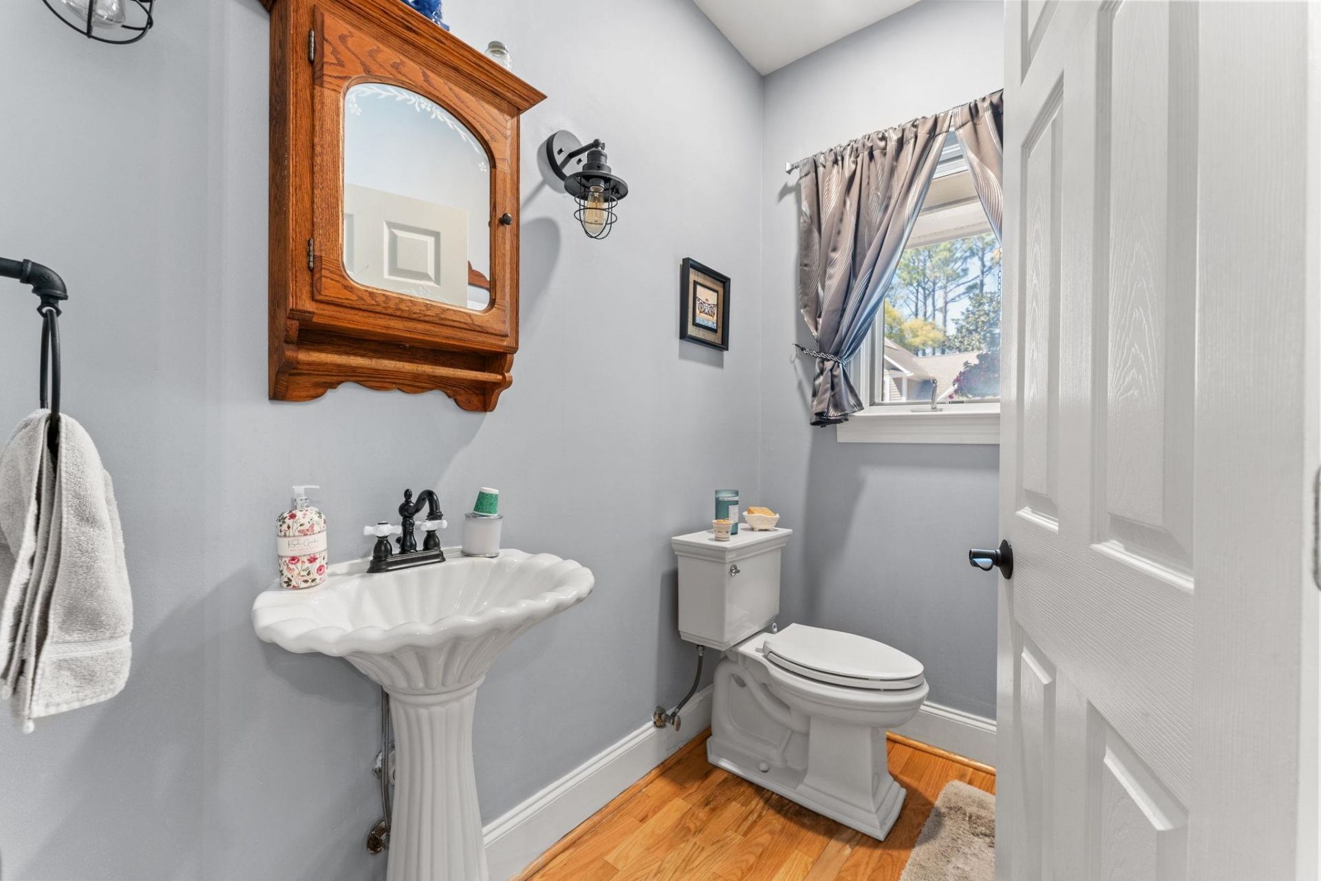 4806 Bucks Bluff Dr. Photo 19
