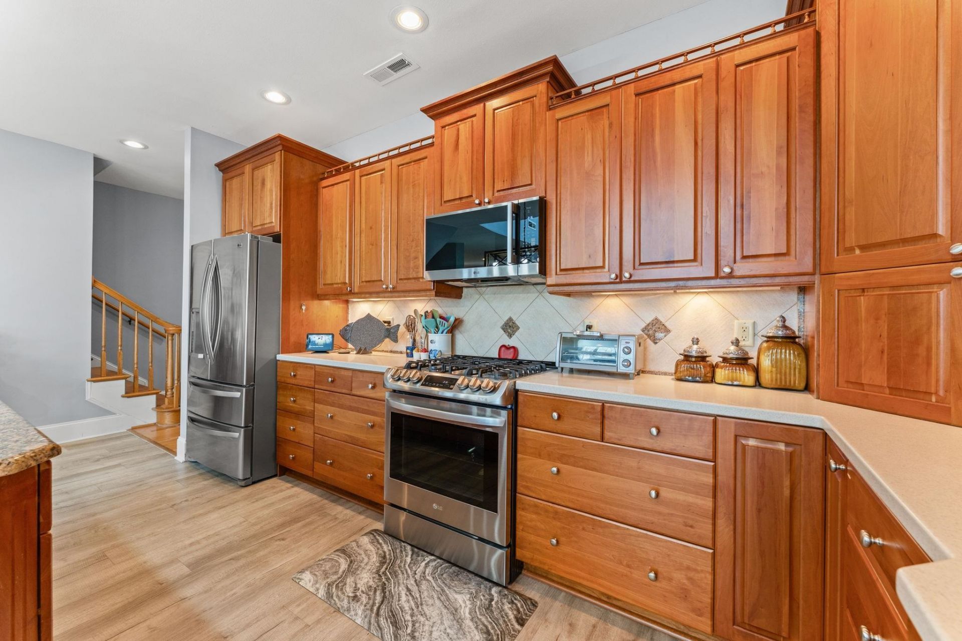 4806 Bucks Bluff Dr. Photo 7