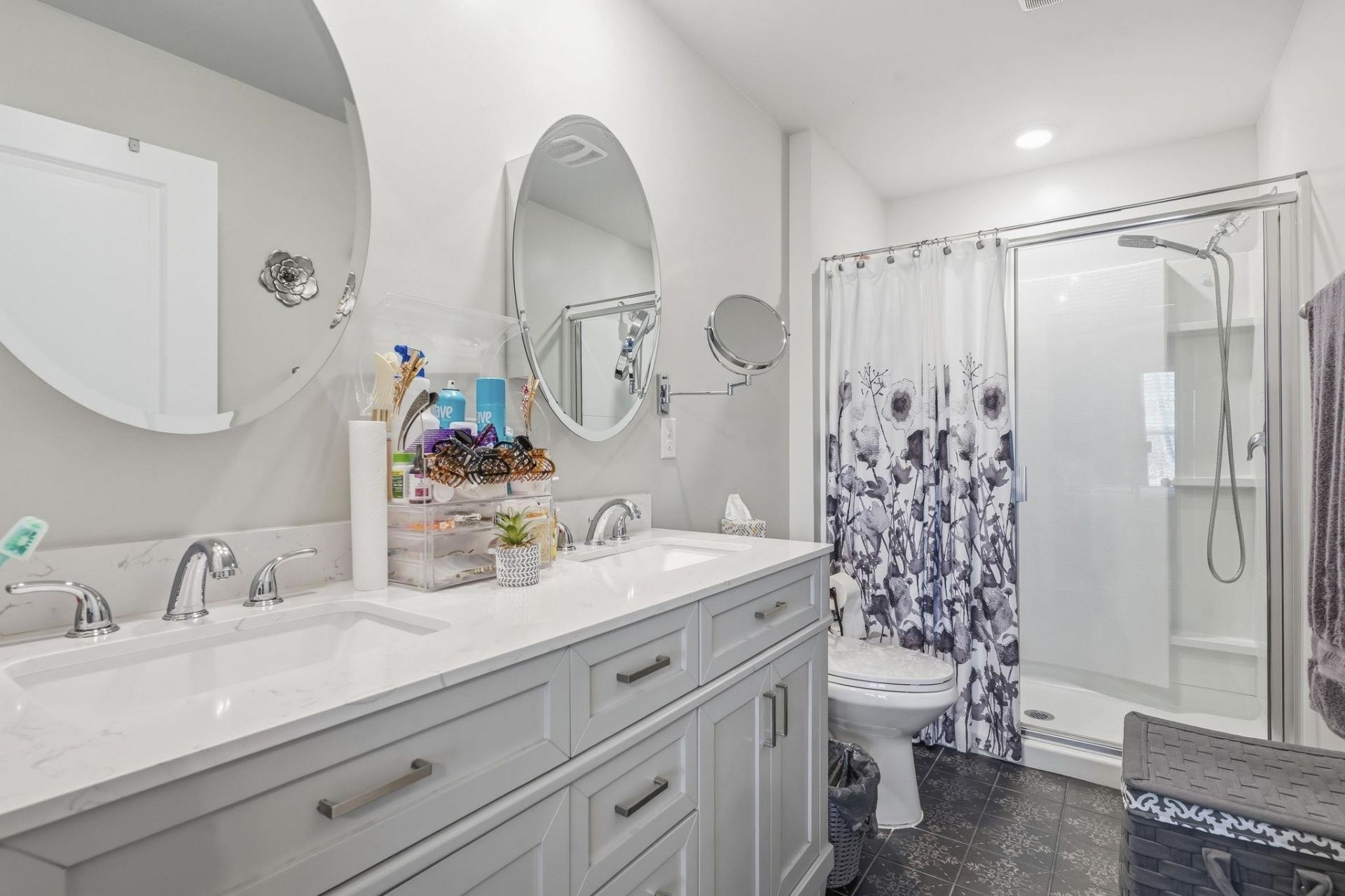 1560 Jardine Loop Photo 17