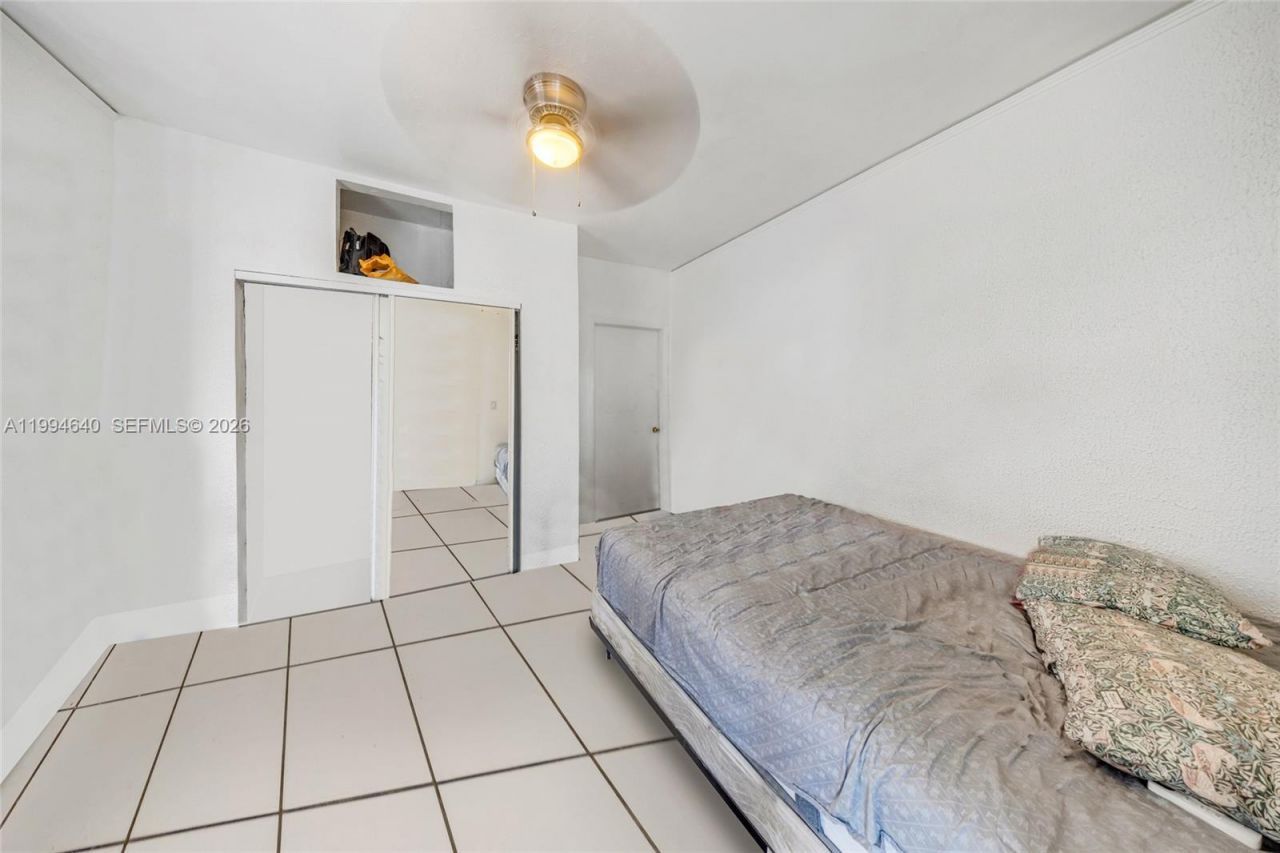 2223 NW 3rd St , Miami, FL 33125 Photo