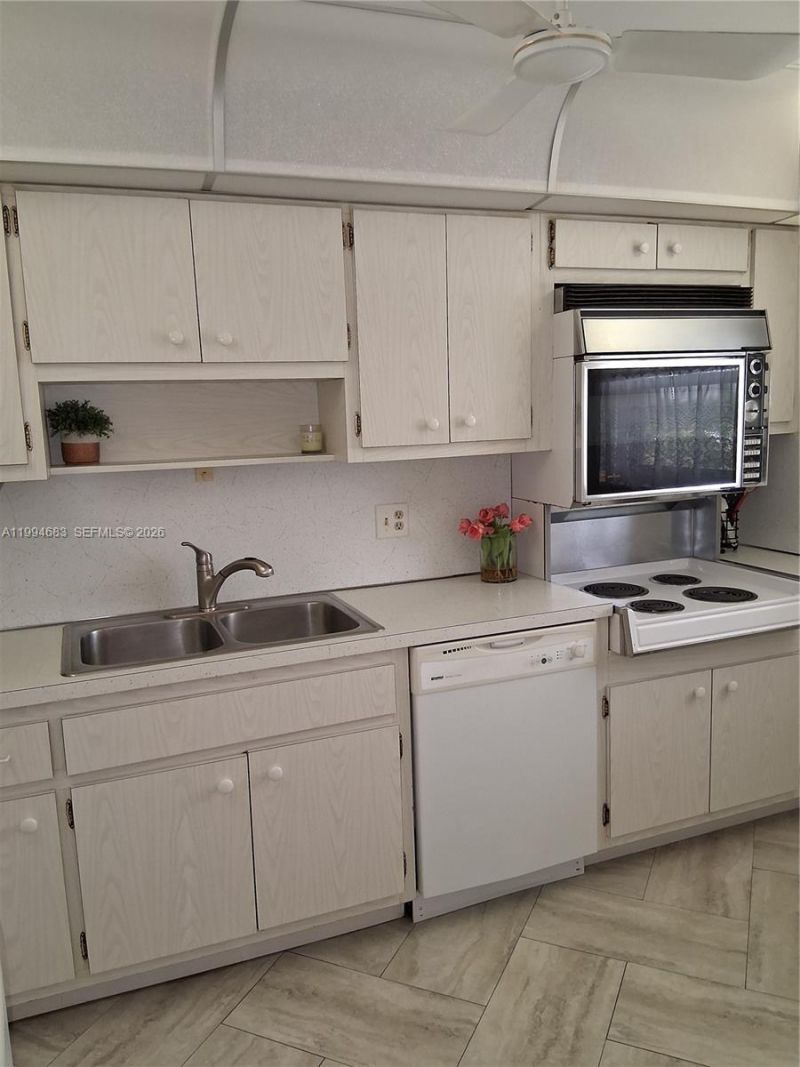 555 NW 4th Ave, Unit 4190, Boca Raton, FL 33432 Photo