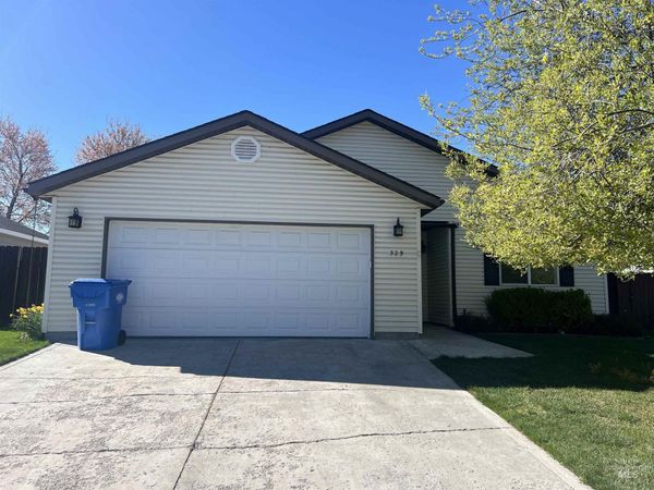 329 W Ave J, Jerome, ID 83338