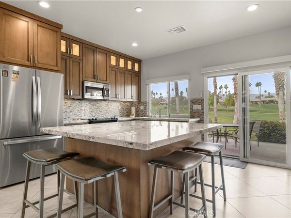 38727 Lobelia Circle, Palm Desert, CA 92211