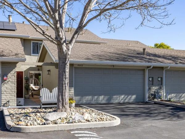 19202 Creekside Lane, Salinas, CA 93908