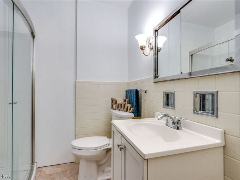 1440 Treasch Drive, Cuyahoga Falls, OH 44221 Photo 24