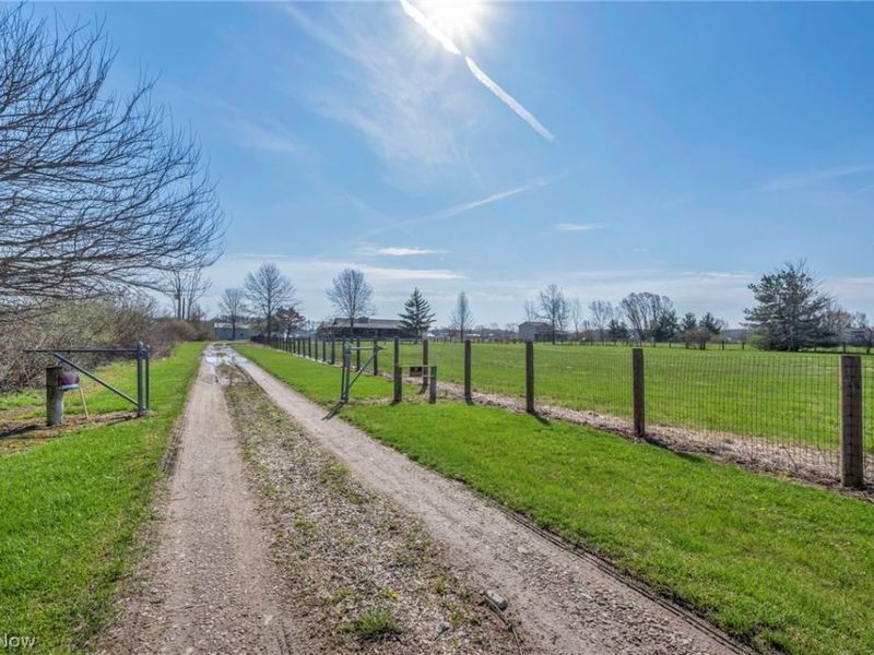 225 Township Road 581, Sullivan, OH 44880 Photo 37