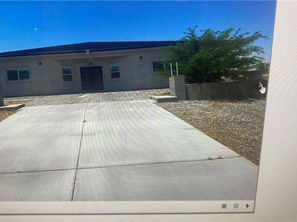 2929 Mount Charleston Drive , Pahrump, NV 89048