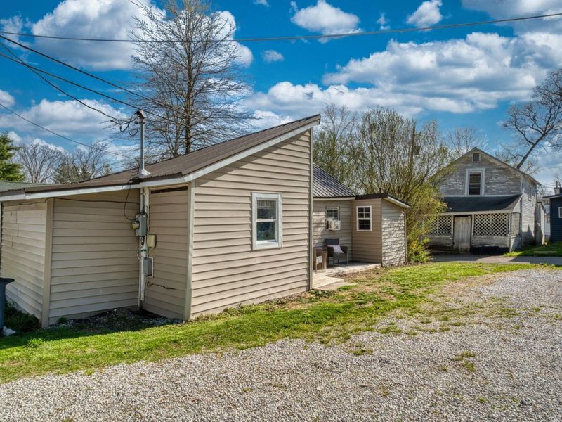 114 W 6th Street, Lancaster, OH 43130 Photo 4