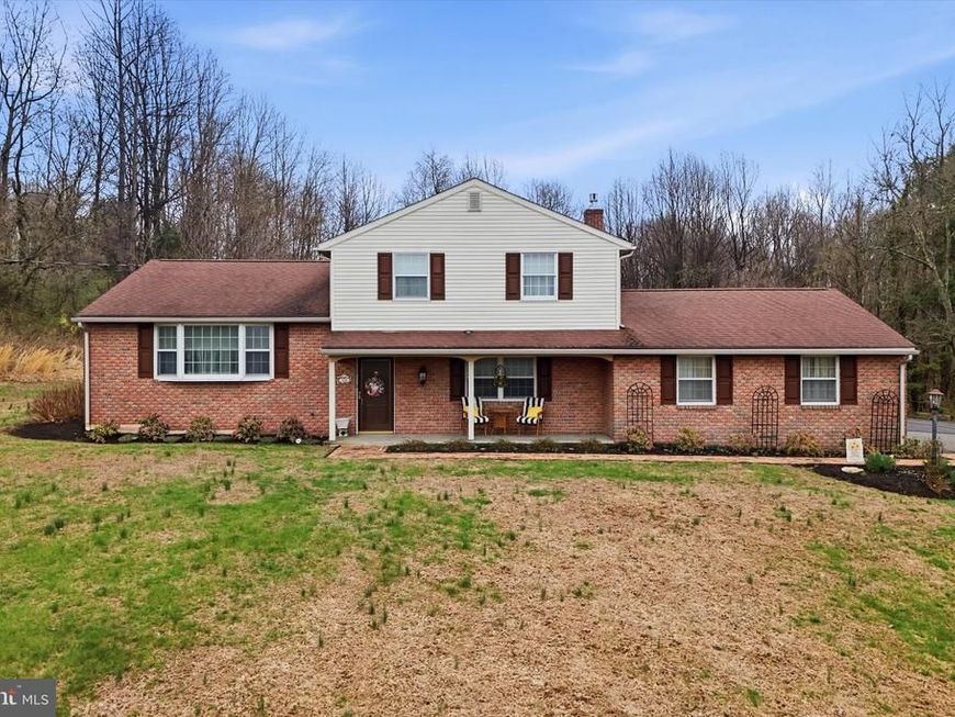 326 N Funk Road, Boyertown, PA 19512 Main Photo