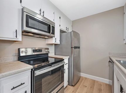 9032 El Cajon Way #4, Unit 4, Sacramento, CA 95826 Photo