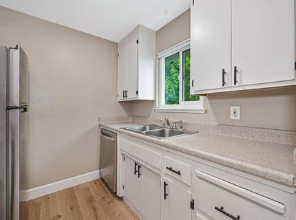 9032 El Cajon Way #4, Unit 4, Sacramento, CA 95826 Photo