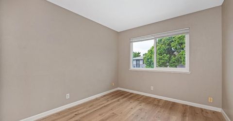 9032 El Cajon Way #4, Unit 4, Sacramento, CA 95826 Photo