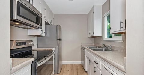 9032 El Cajon Way #4, Unit 4, Sacramento, CA 95826 Photo