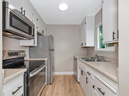 9032 El Cajon Way #4, Unit 4, Sacramento, CA 95826 Photo