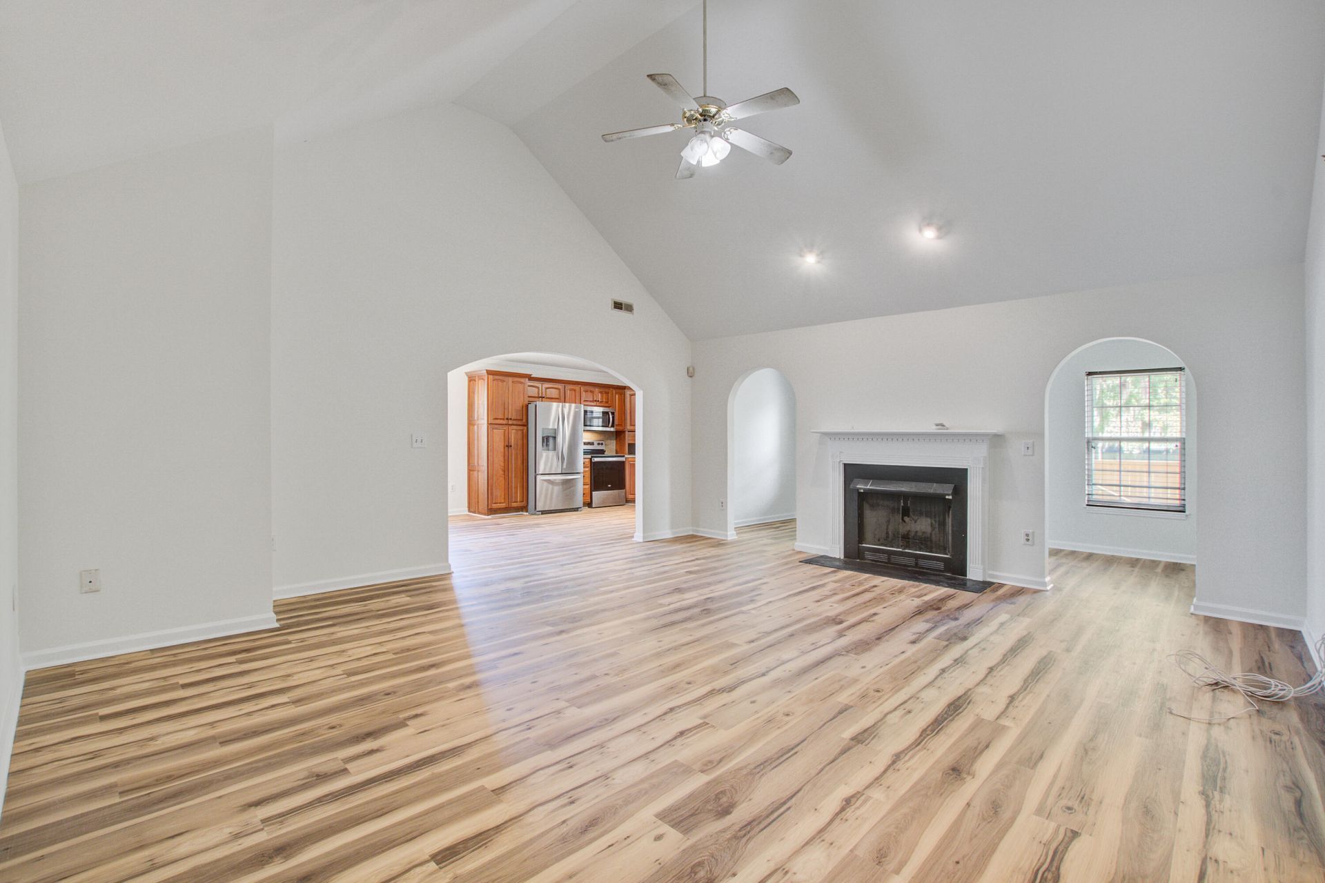 9614 Crosscut Drive Photo 5