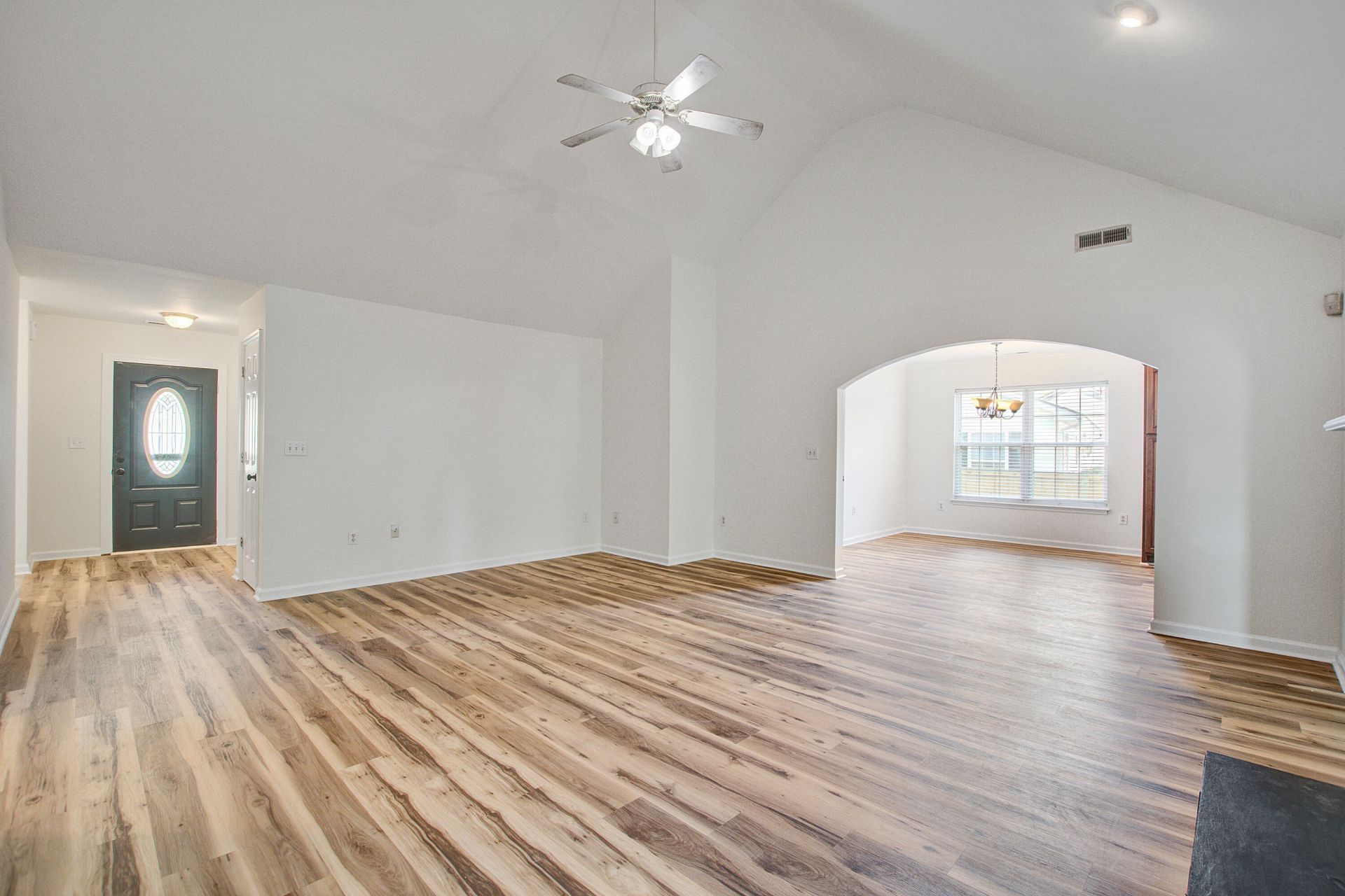 9614 Crosscut Drive Photo 7