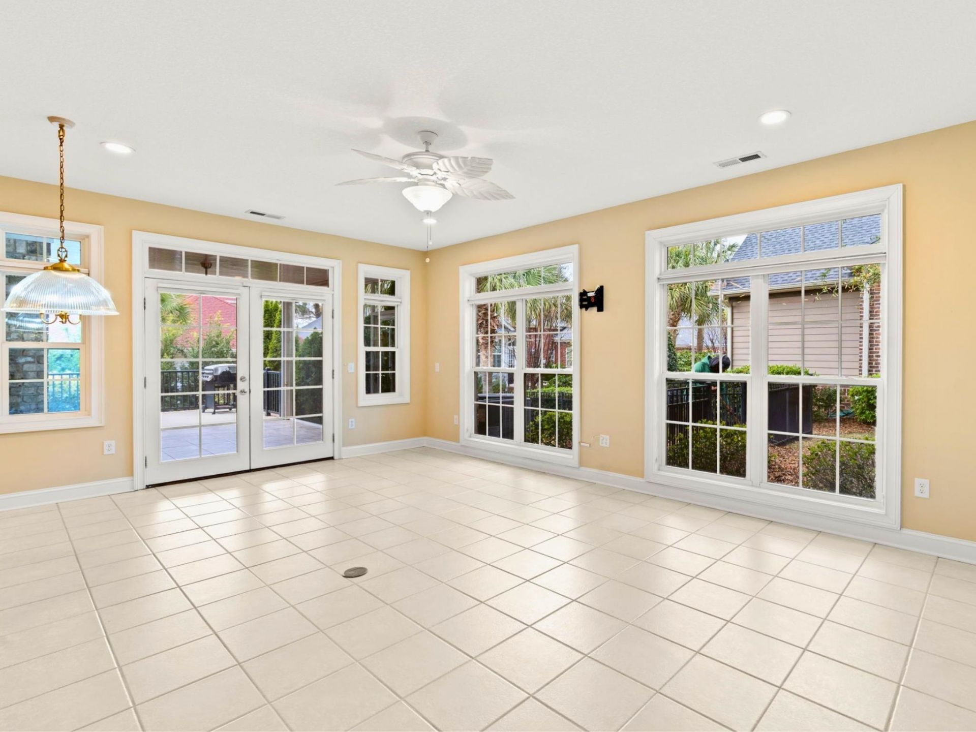 502 Tradewind Ct. Photo 11