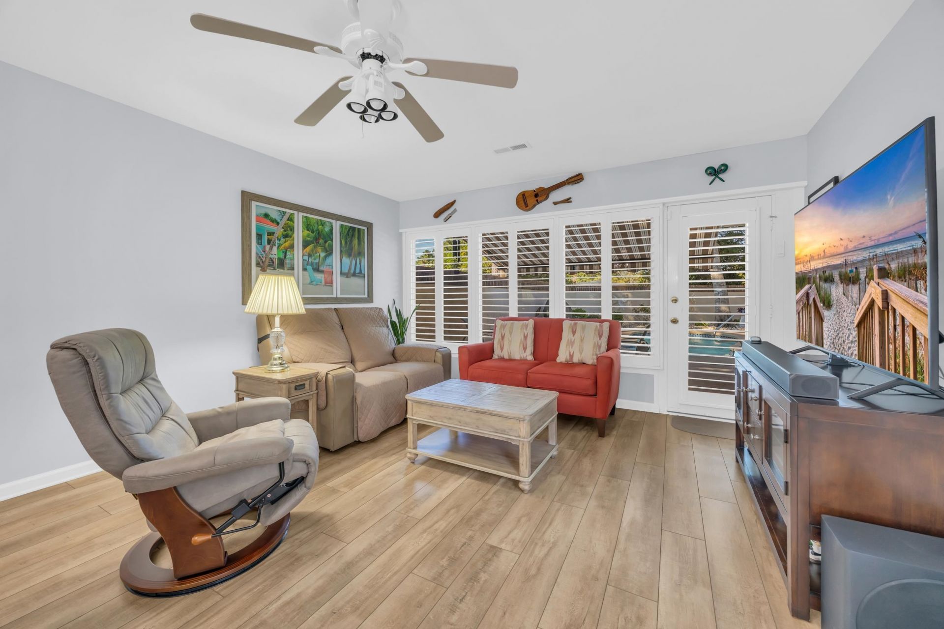 650 Providence Dr.  Photo 13