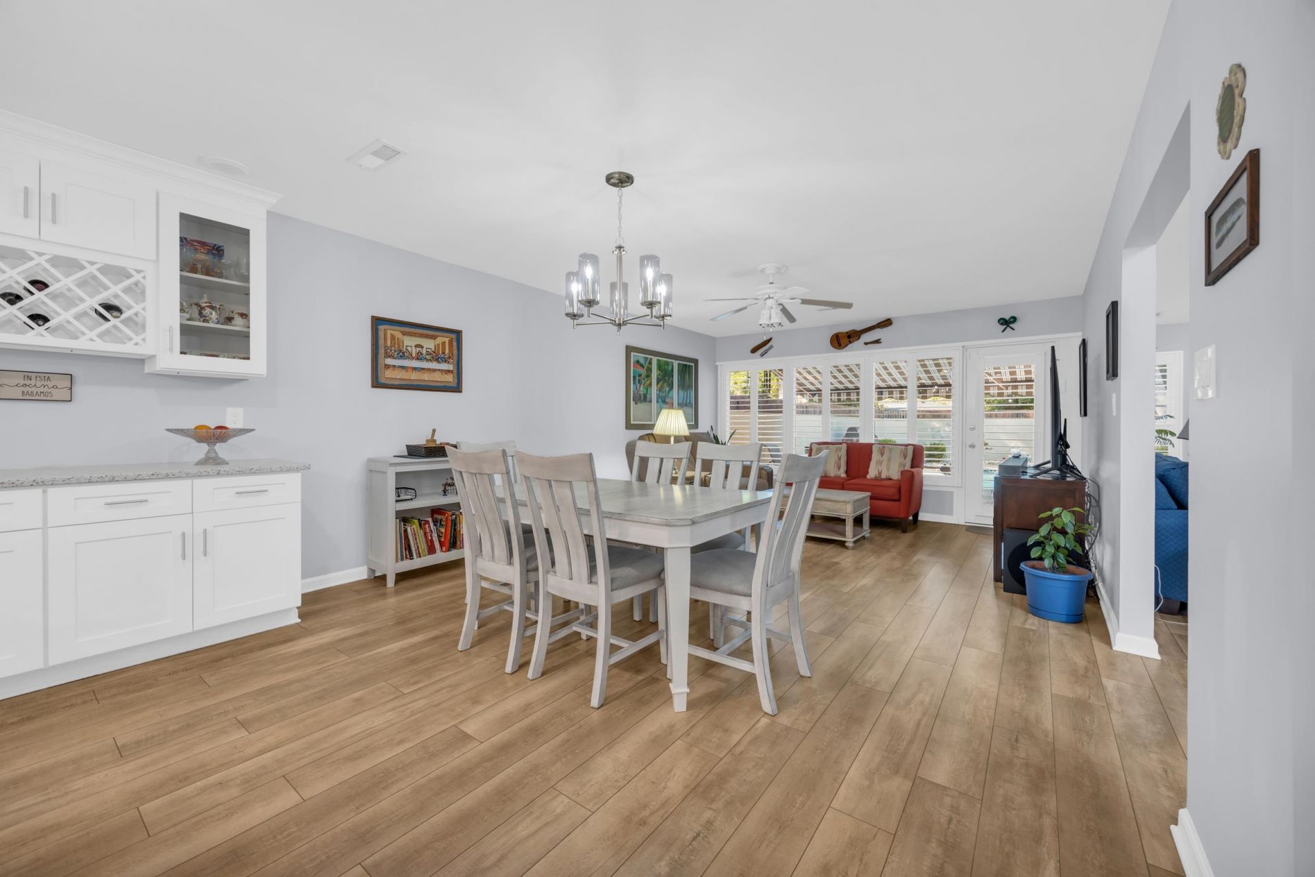 650 Providence Dr.  Photo 14