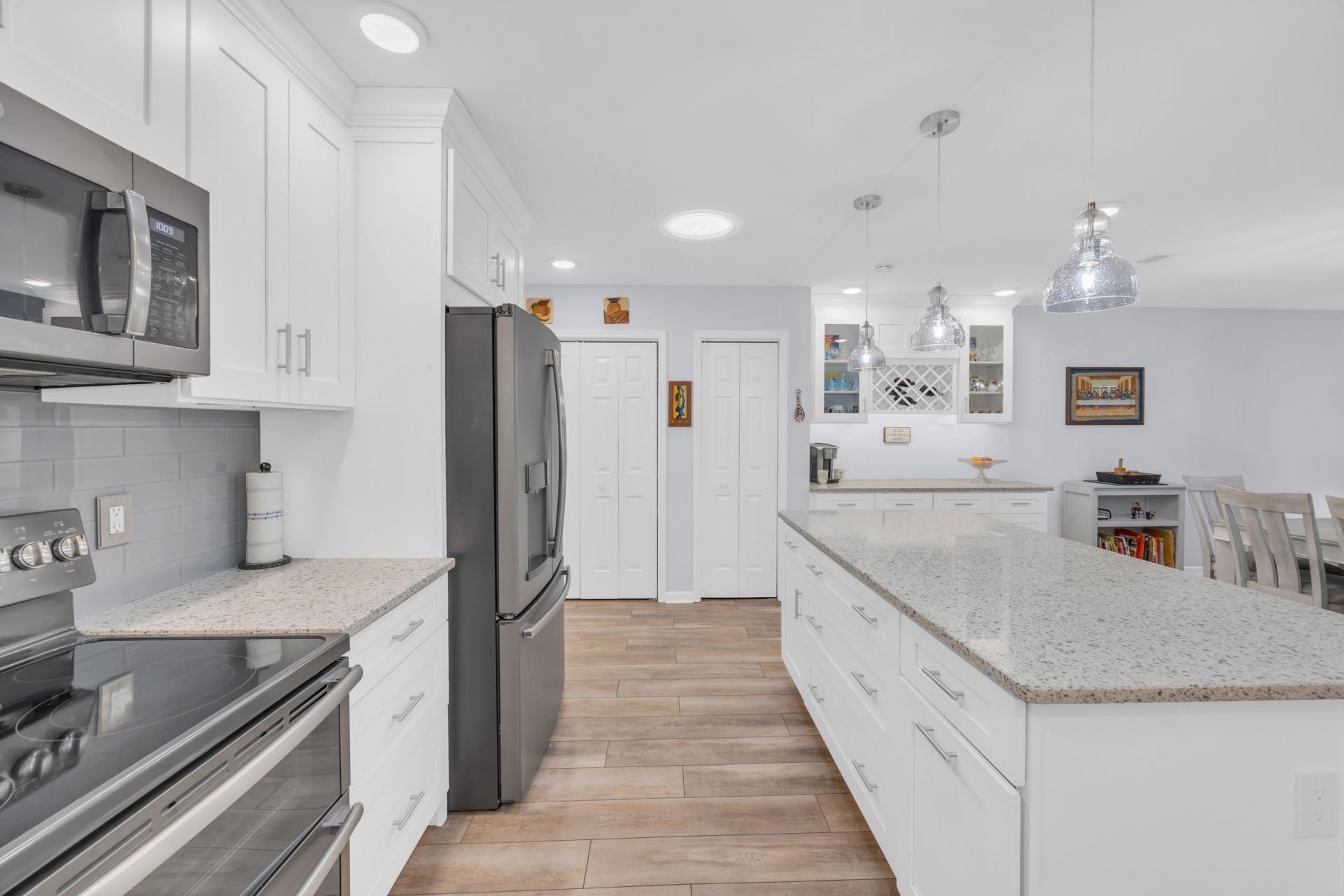 650 Providence Dr.  Photo 19