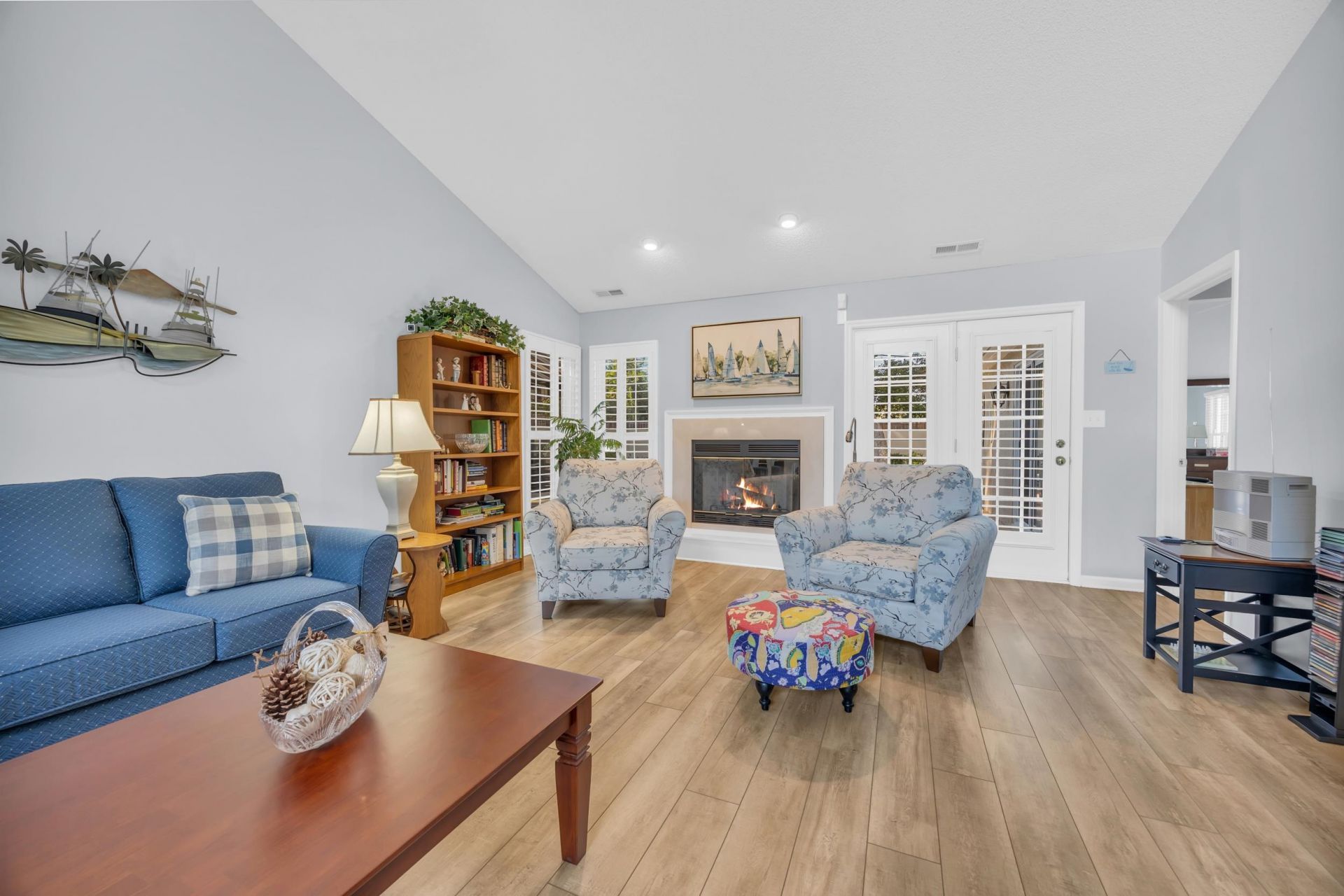 650 Providence Dr.  Photo 9