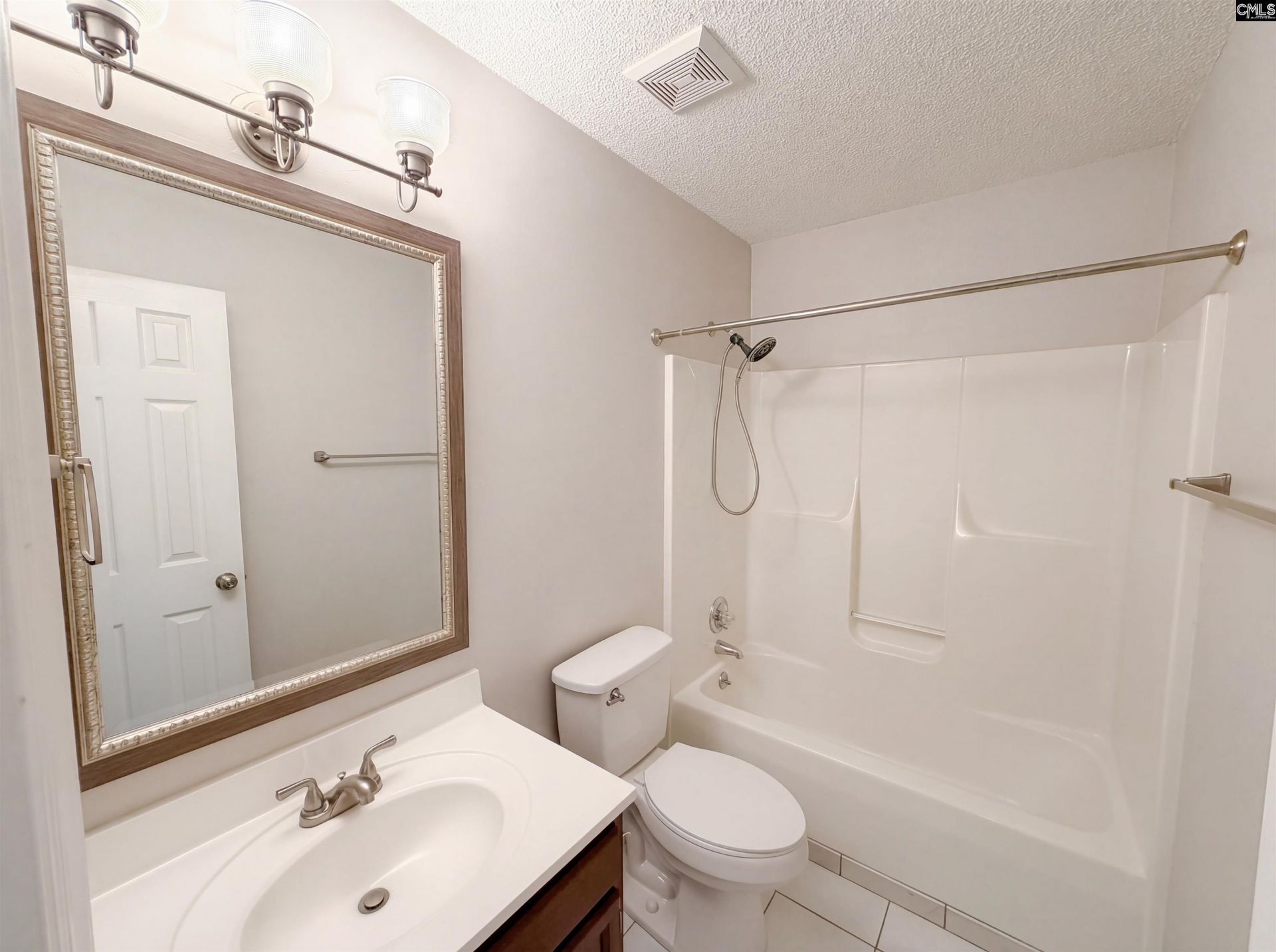 206 Gleneagle Circle Photo 14