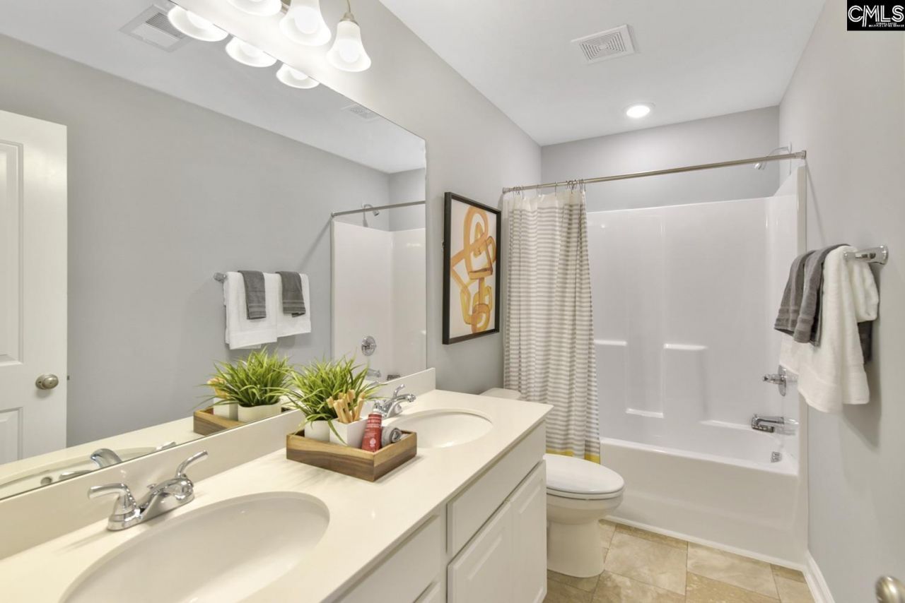 5015 Erwin Court  Photo 10