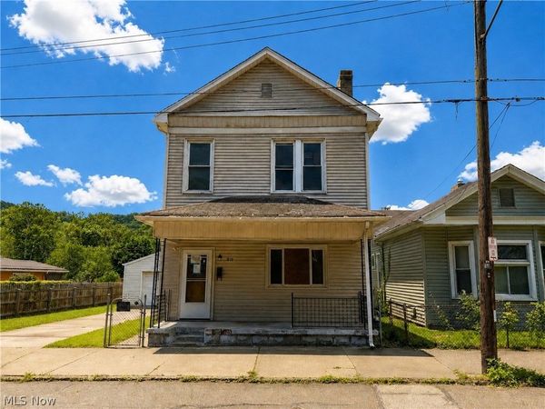 810 N 6th Avenue, Steubenville, OH 43952