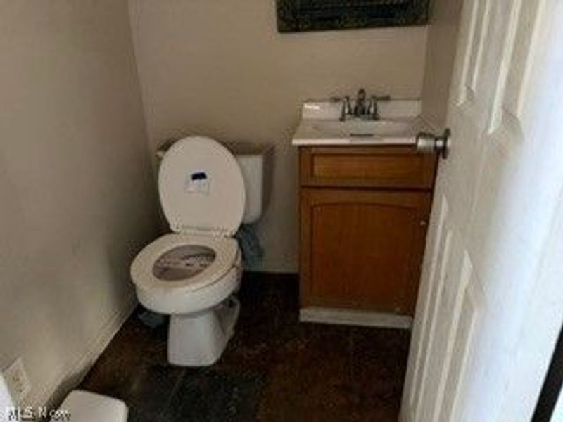 810 N 6th Avenue, Steubenville, OH 43952 Photo 8