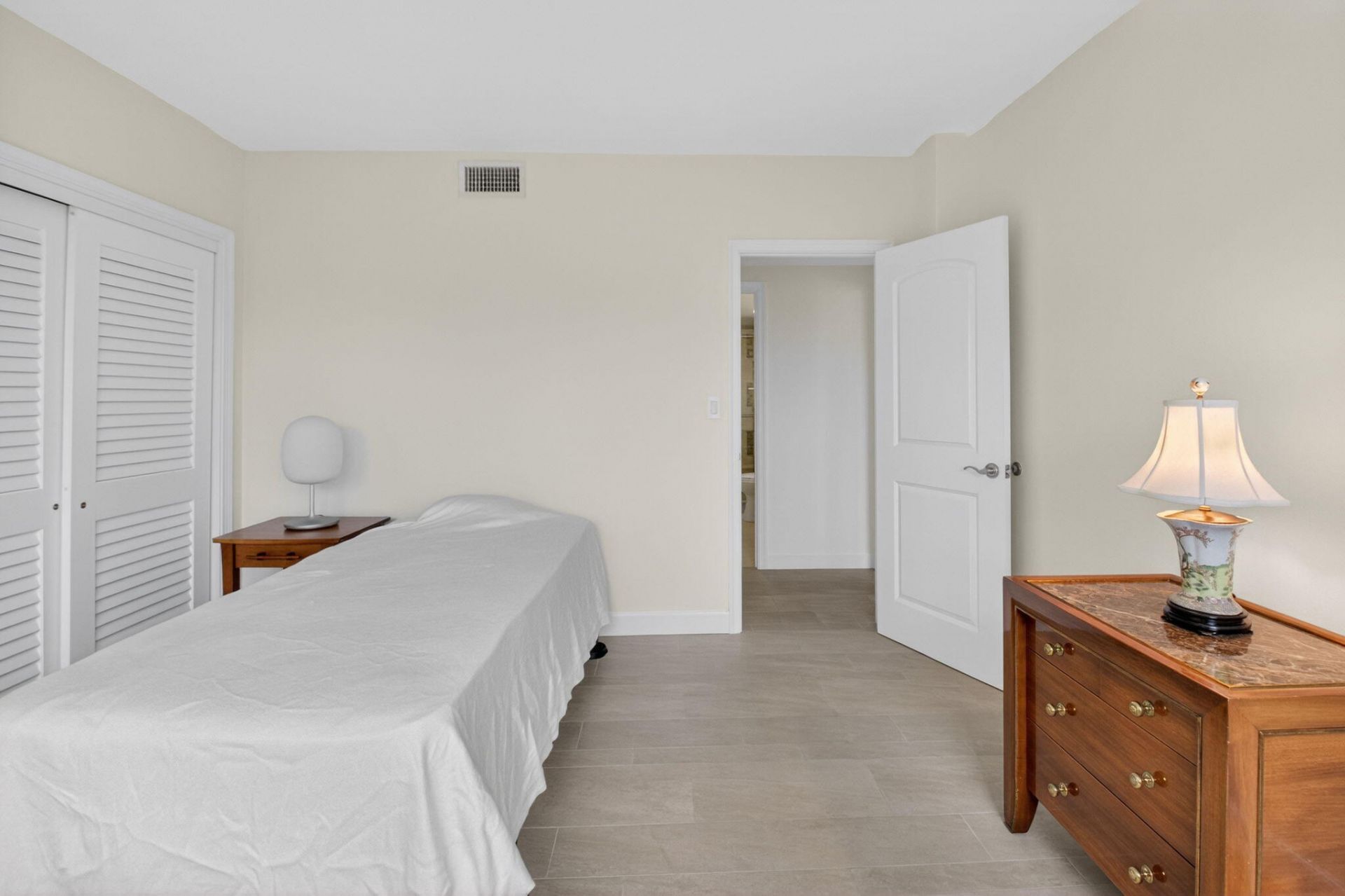 1000 Lowry Street, Unit 3e, Delray Beach, FL 33483 Photo