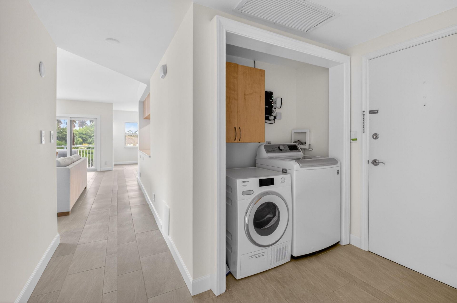 1000 Lowry Street, Unit 3e, Delray Beach, FL 33483 Photo