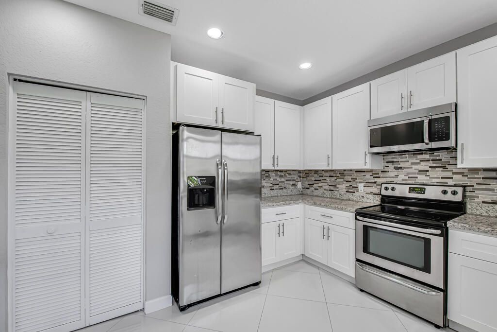 19491 Black Olive Lane, Boca Raton, FL 33498 Photo