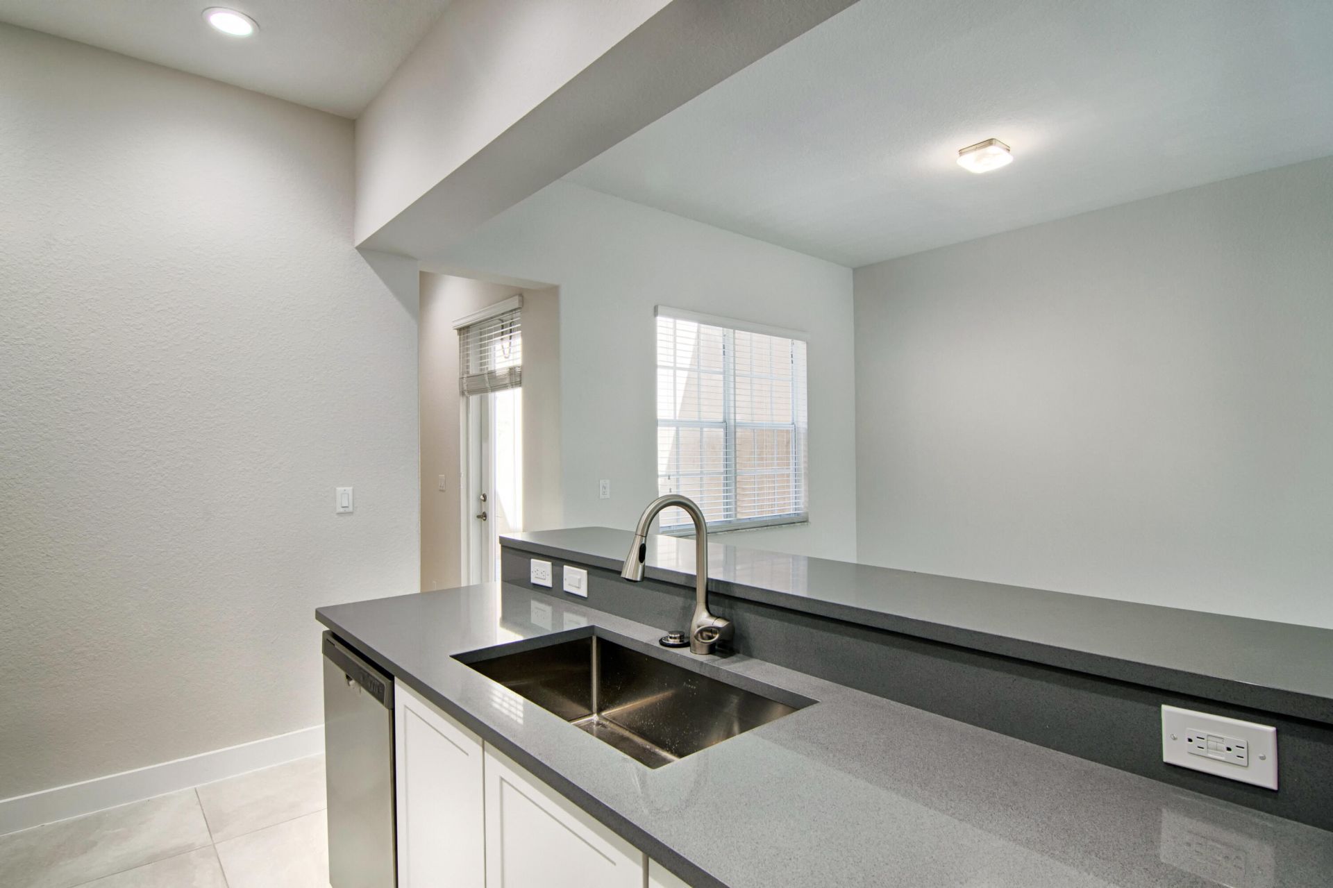 2509 NW 7th Street, Boynton Beach, FL 33426 Photo