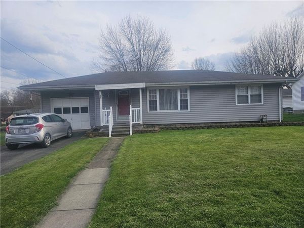 521 W Butler, Mercer, PA 16137