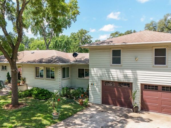1447 Summit , Lawrence, KS 66044