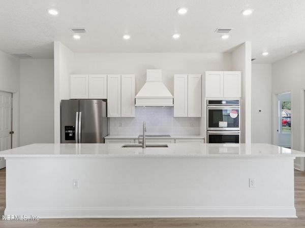 2307 SOUTHAMPTON Drive, Middleburg, FL 32068