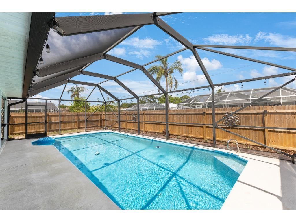 814 Floraland Avenue, Sebastian, FL 32958 Photo