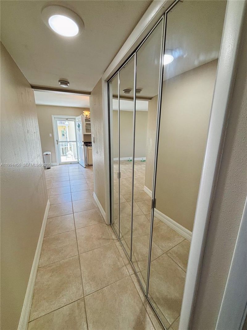 1323 Bayshore Dr , Unit 203, Fort Pierce, FL 34949 Photo