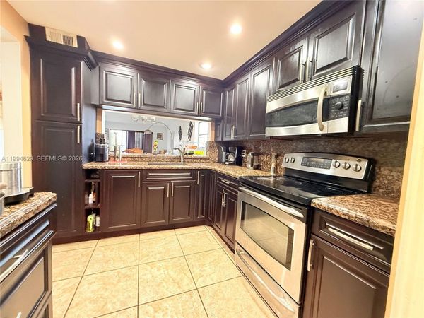 6575 W Oakland Park Blvd, Unit 311, Lauderhill, FL 33313