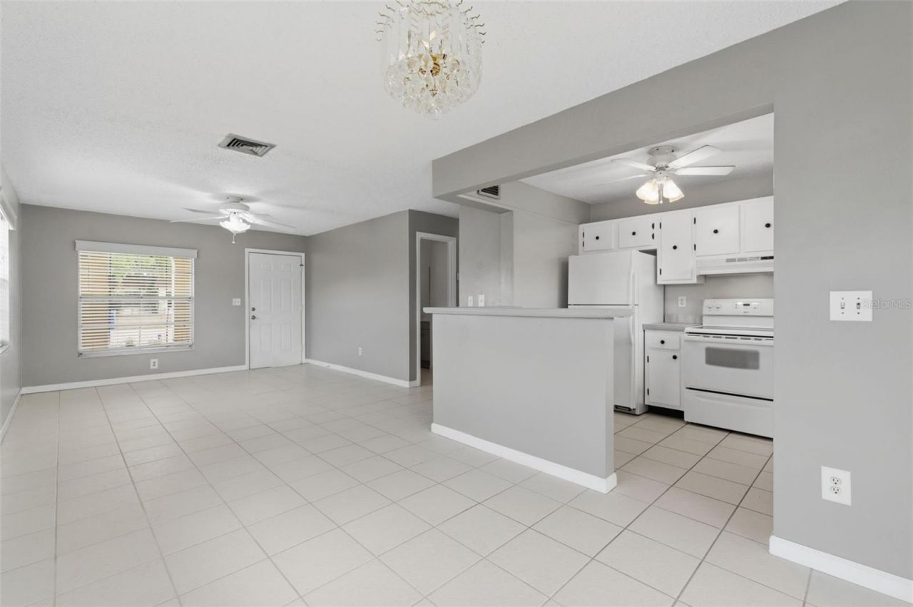 9992 86th Street, Seminole, FL 33777 Photo