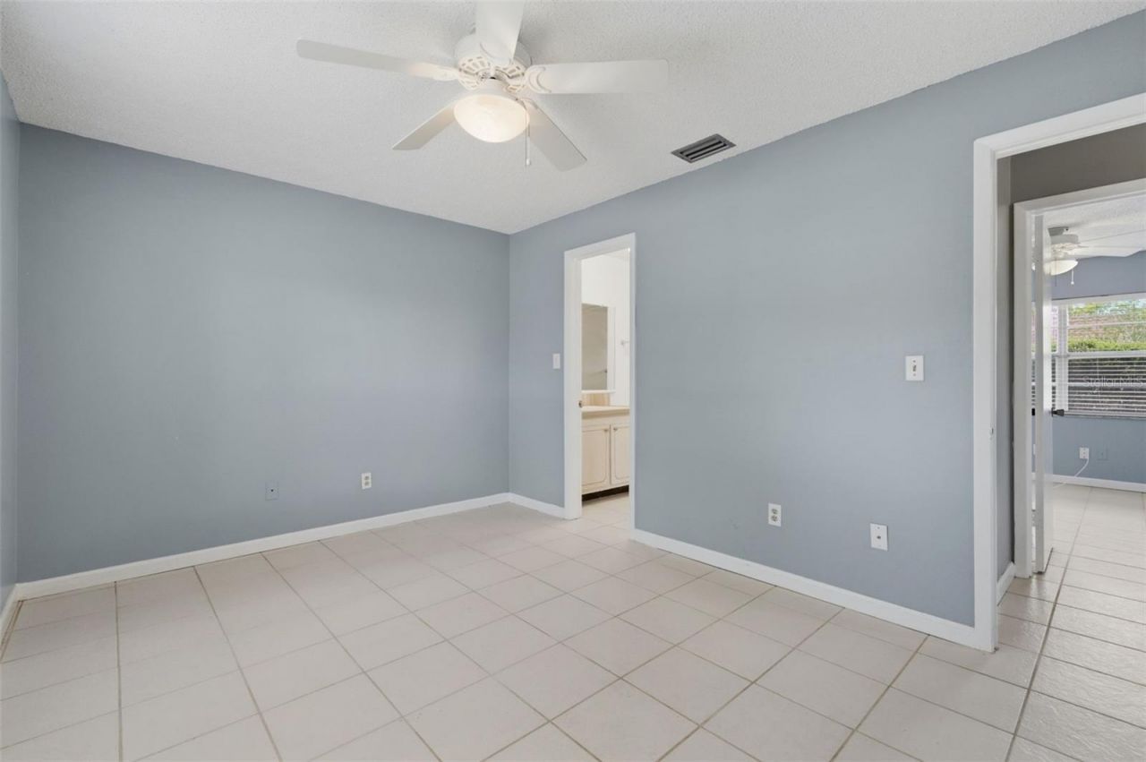 9992 86th Street, Seminole, FL 33777 Photo