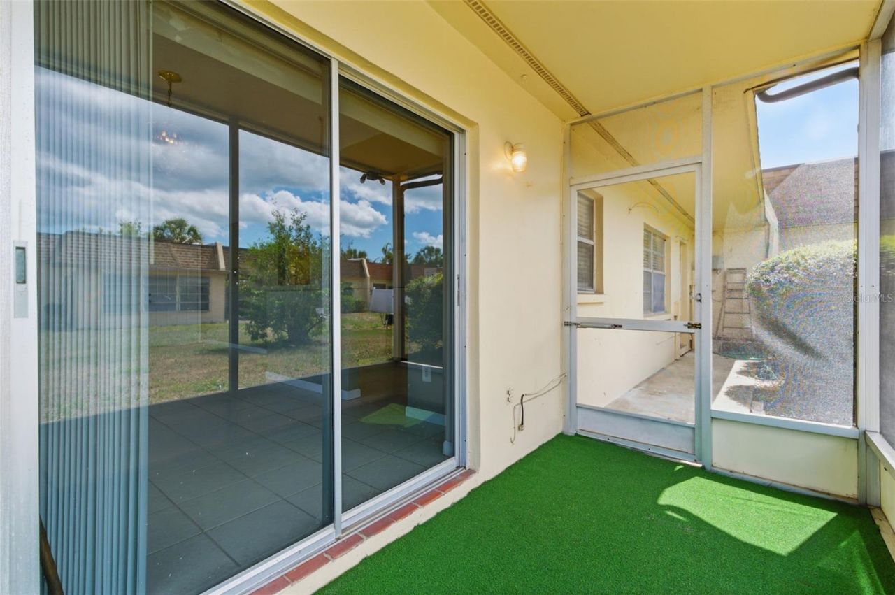 9992 86th Street, Seminole, FL 33777 Photo