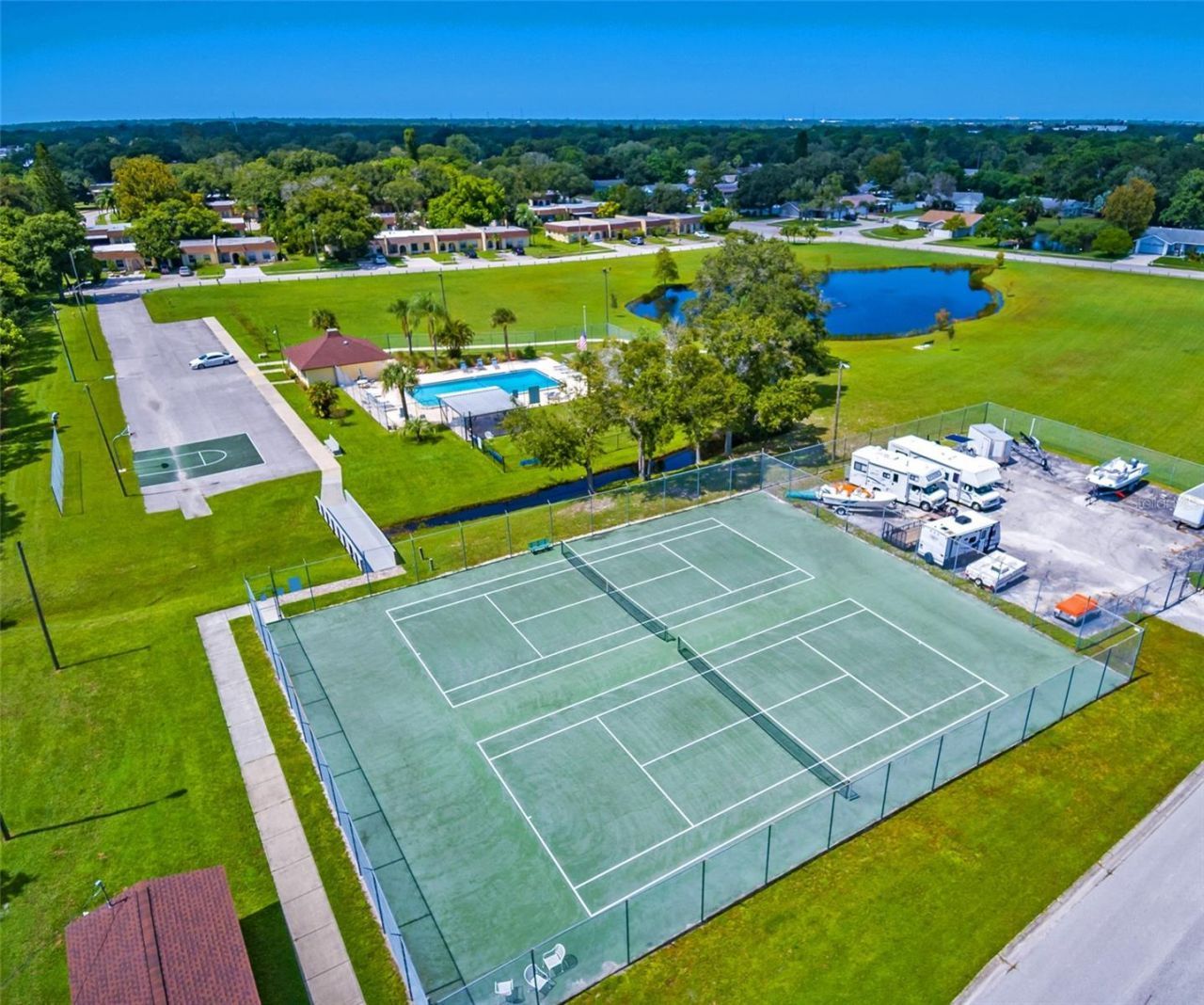 9992 86th Street, Seminole, FL 33777 Photo