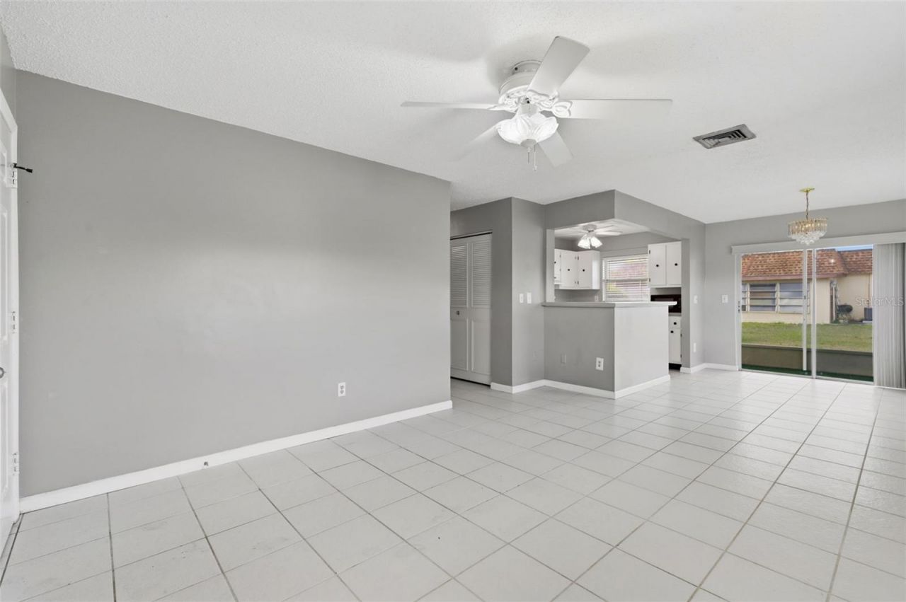 9992 86th Street, Seminole, FL 33777 Photo