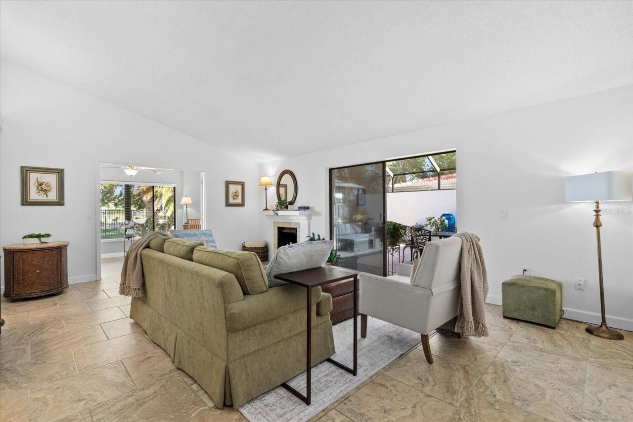 6304 Sun Eagle Lane, Unit 19B, Bradenton, FL 34210 Photo