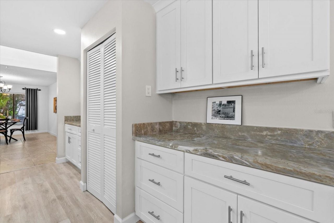 6304 Sun Eagle Lane, Unit 19B, Bradenton, FL 34210 Photo