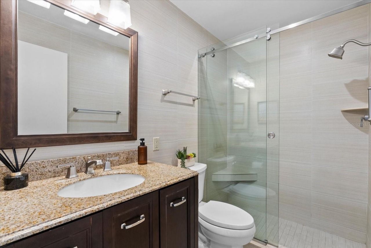 6304 Sun Eagle Lane, Unit 19B, Bradenton, FL 34210 Photo