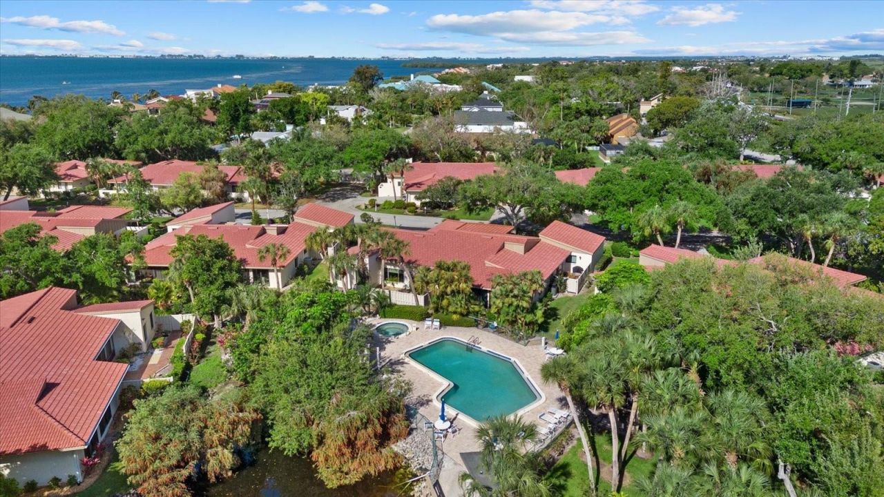 6304 Sun Eagle Lane, Unit 19B, Bradenton, FL 34210 Photo