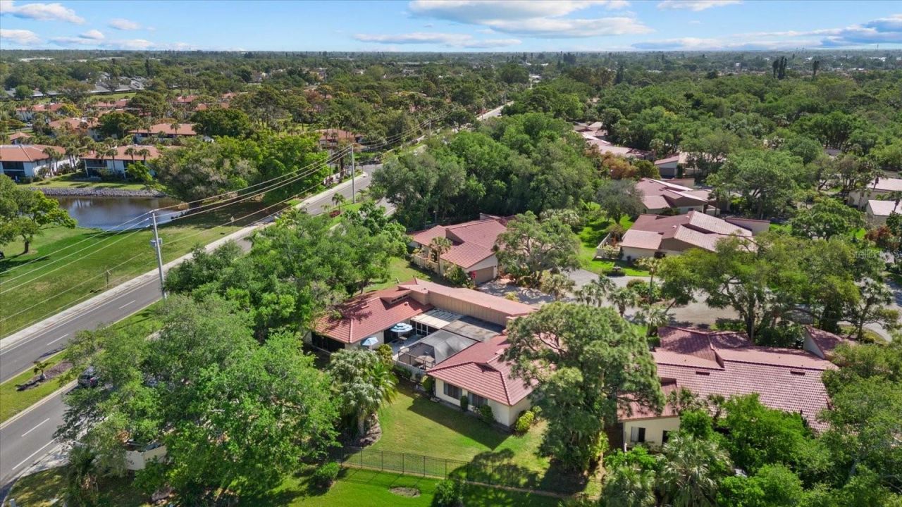 6304 Sun Eagle Lane, Unit 19B, Bradenton, FL 34210 Photo